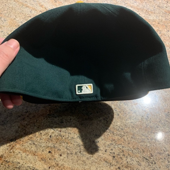 New Era fitted Oakland A’s hat - Picture 3 of 4
